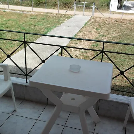 Διαμέρισμα Pefki 4 *